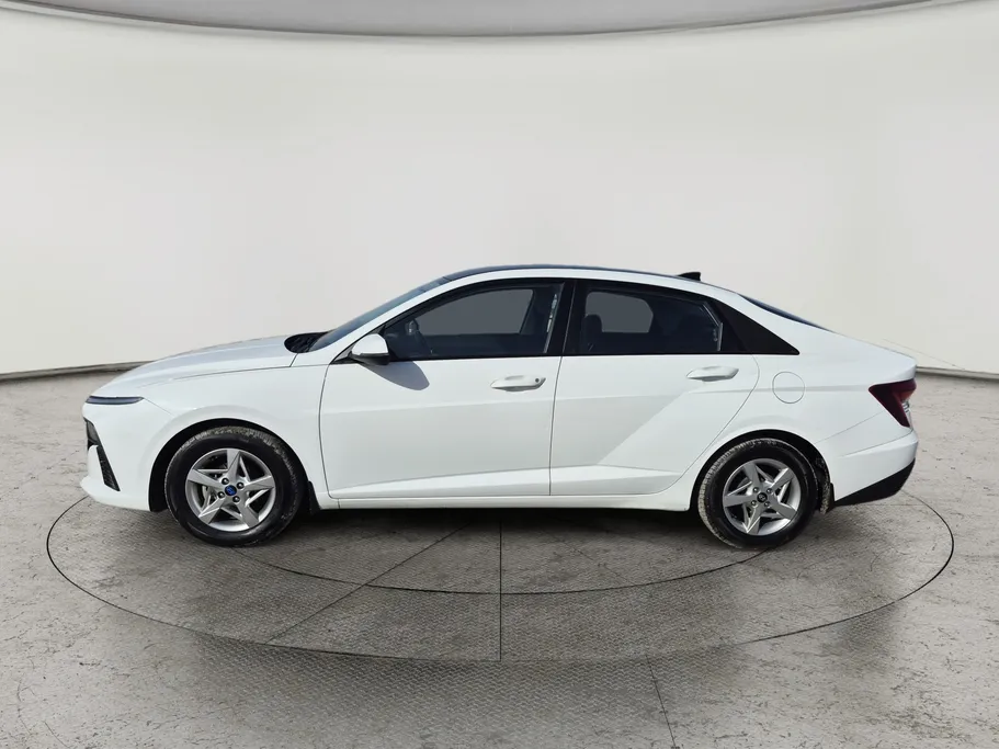 2024 Hyundai Accent Fleet 