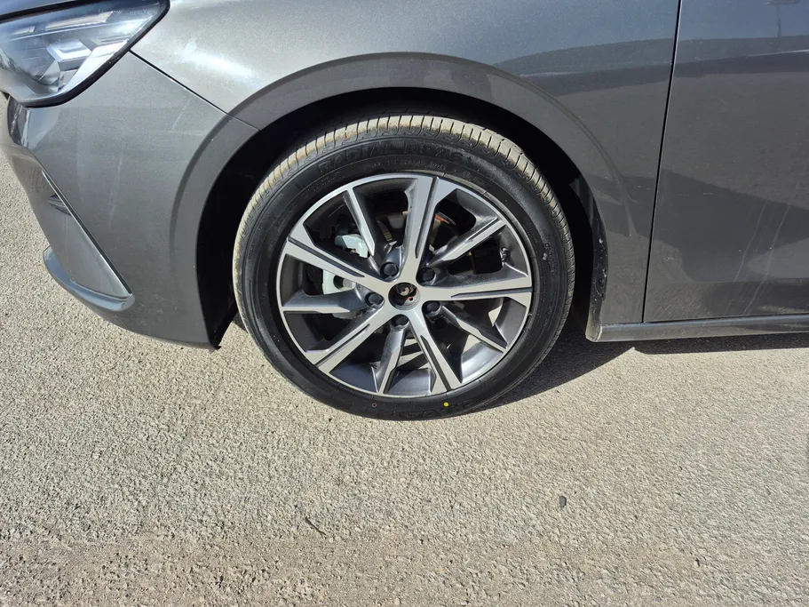 2025 Geely Emgrand GF 