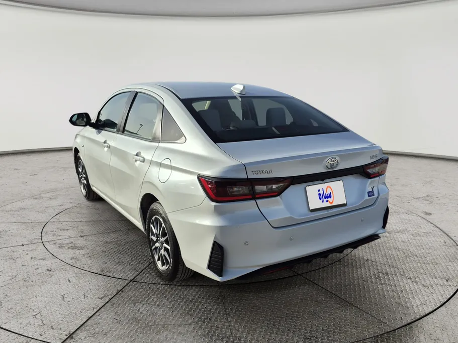 2024 Toyota Yaris  Y 