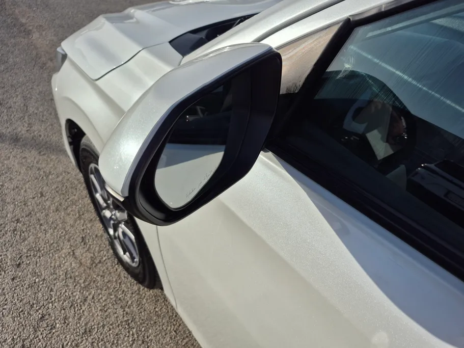 2024 Toyota Yaris  Y 