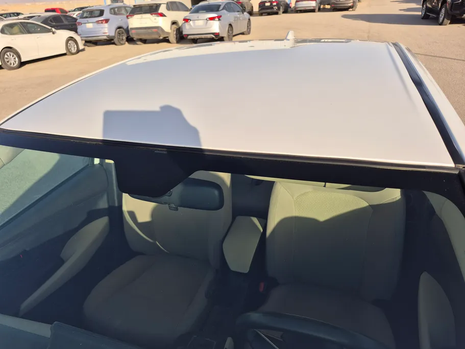 2024 Toyota Yaris  Y 
