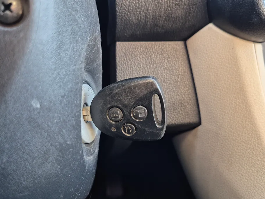 2024 Toyota Yaris  Y 