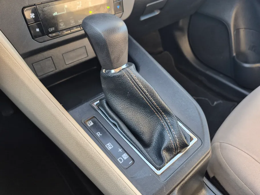 2024 Toyota Yaris  Y 