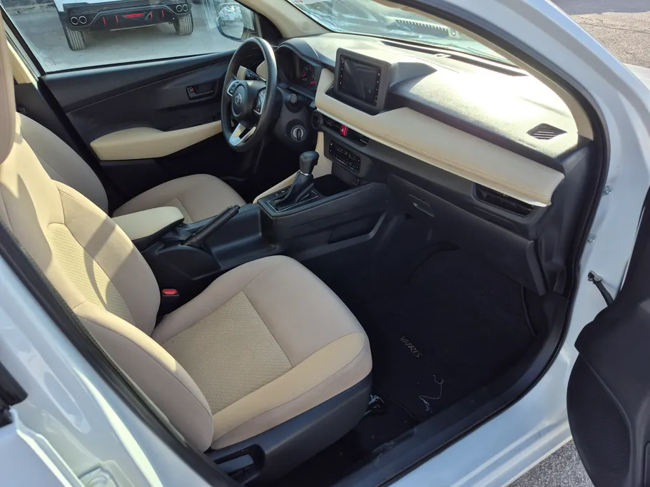 2024 Toyota Yaris  Y 