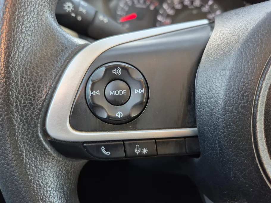 2024 Toyota Yaris  Y 