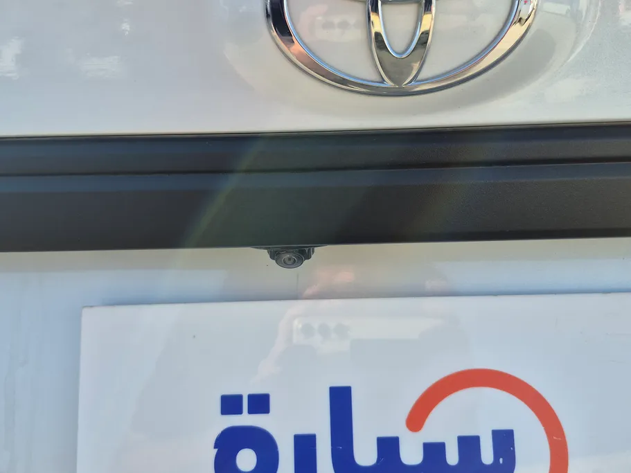 2024 Toyota Yaris  Y 