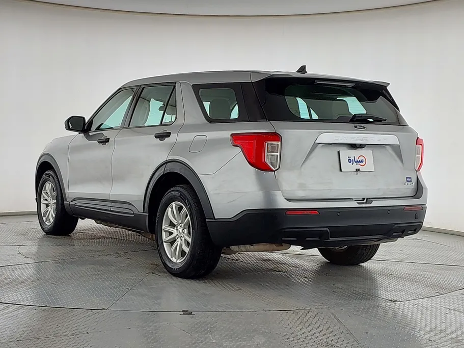 2021 Ford Explorer Standard 