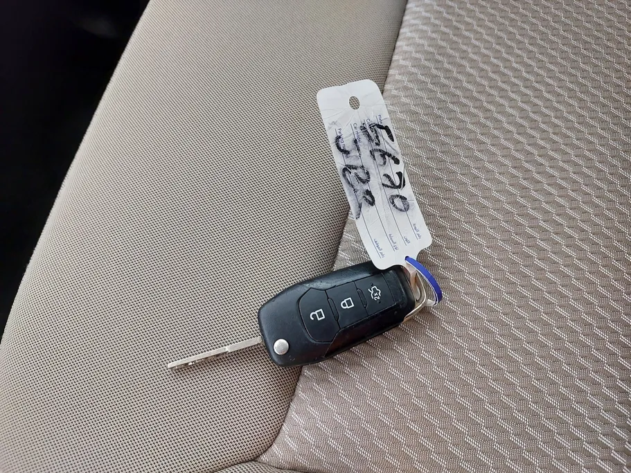 2021 Ford Explorer Standard 