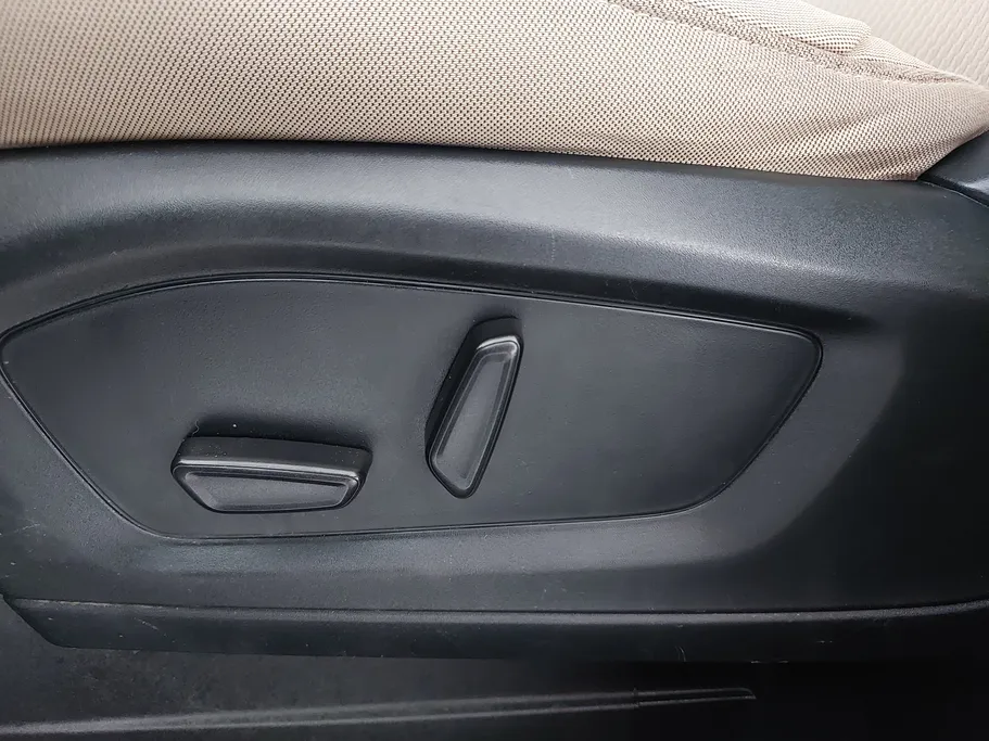 2021 Ford Explorer Standard 