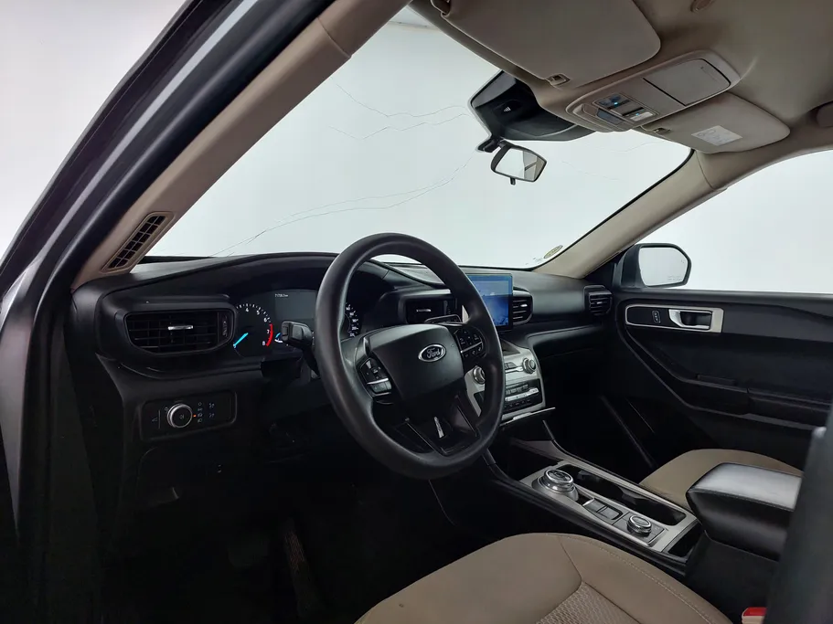 2021 Ford Explorer Standard 