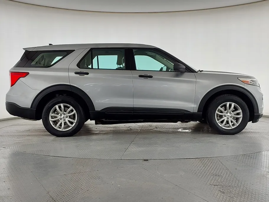 2021 Ford Explorer Standard 