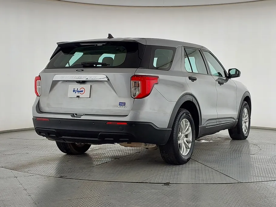 2021 Ford Explorer Standard 