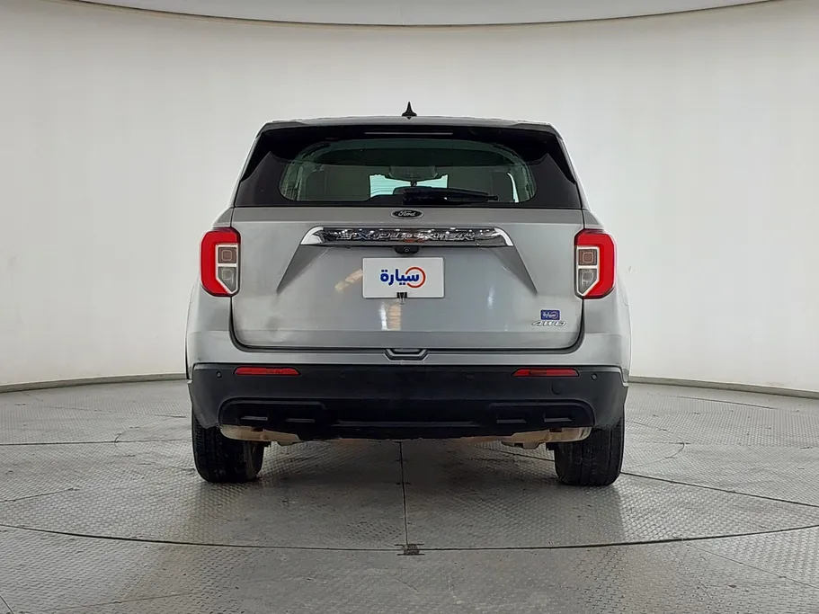 2021 Ford Explorer Standard 