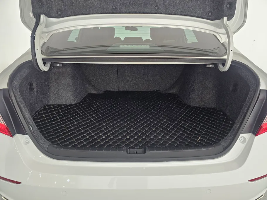 هوندا اكورد LX Sport 2022 