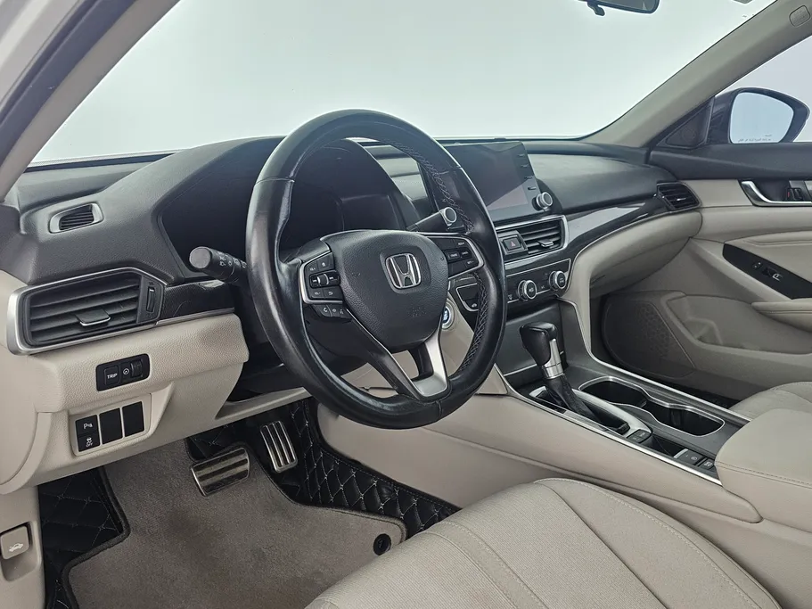 هوندا اكورد LX Sport 2022 