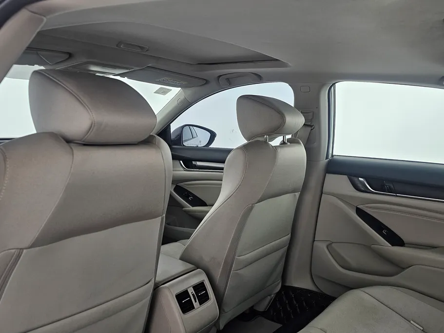 هوندا اكورد LX Sport 2022 