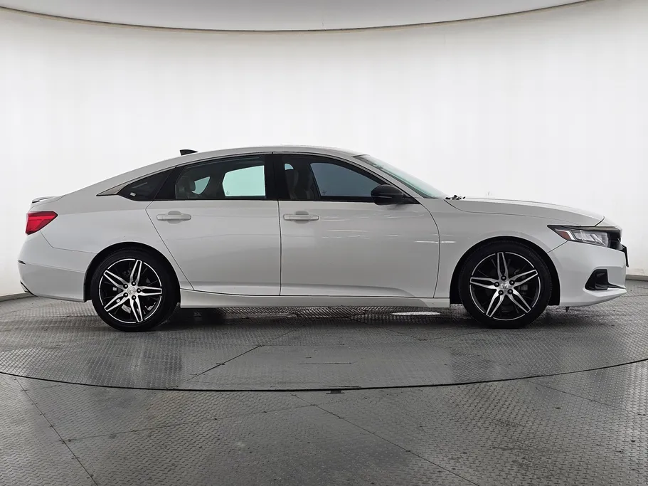 هوندا اكورد LX Sport 2022 