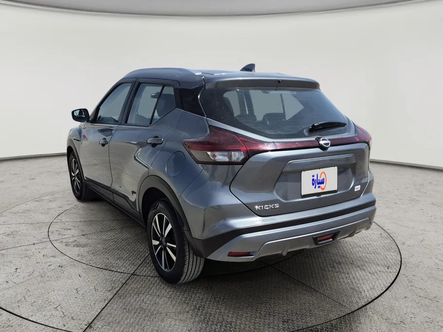 2024 Nissan Kicks S 