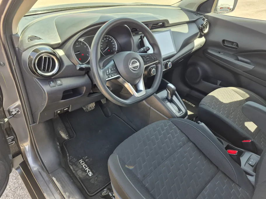 2024 Nissan Kicks S 