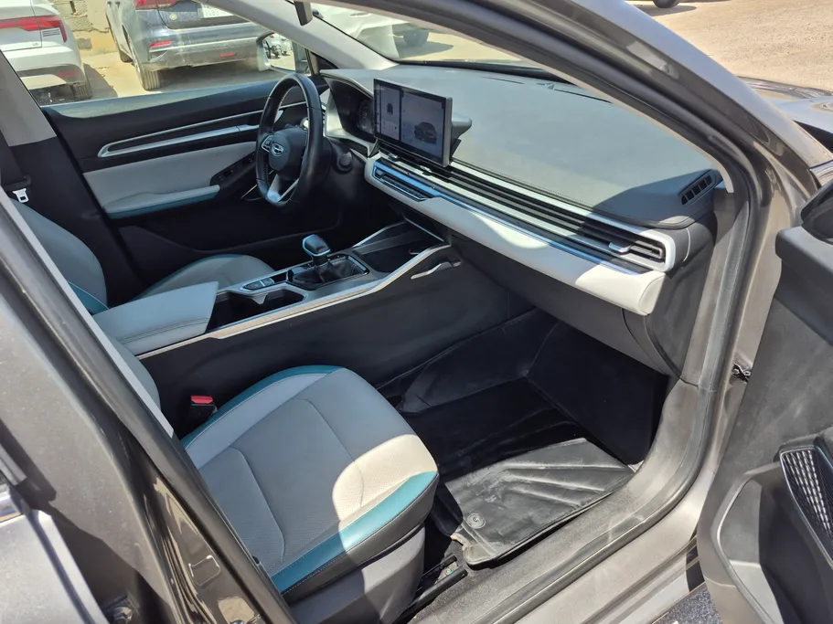 2025 Geely Emgrand GF 