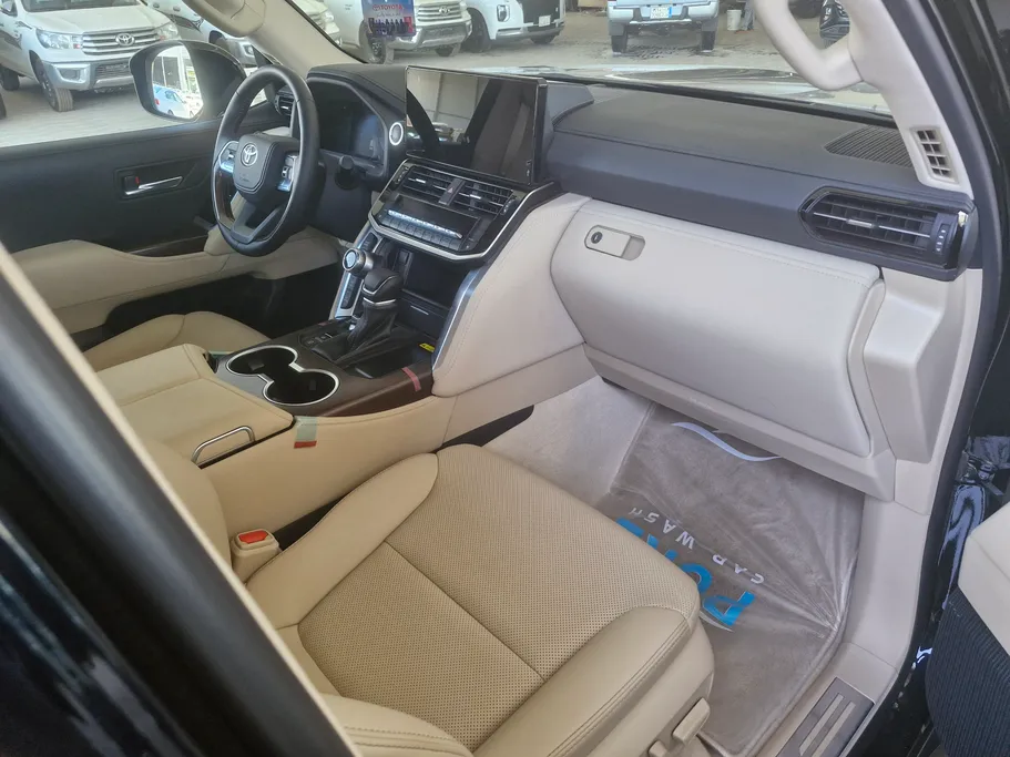 تويوتا لاندكروزر GXR4 2026 