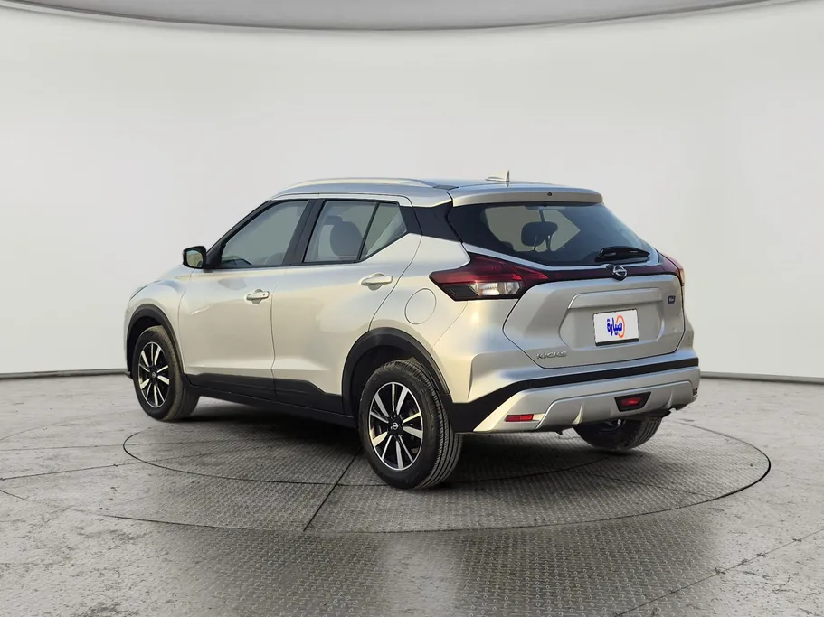 2024 Nissan Kicks S 