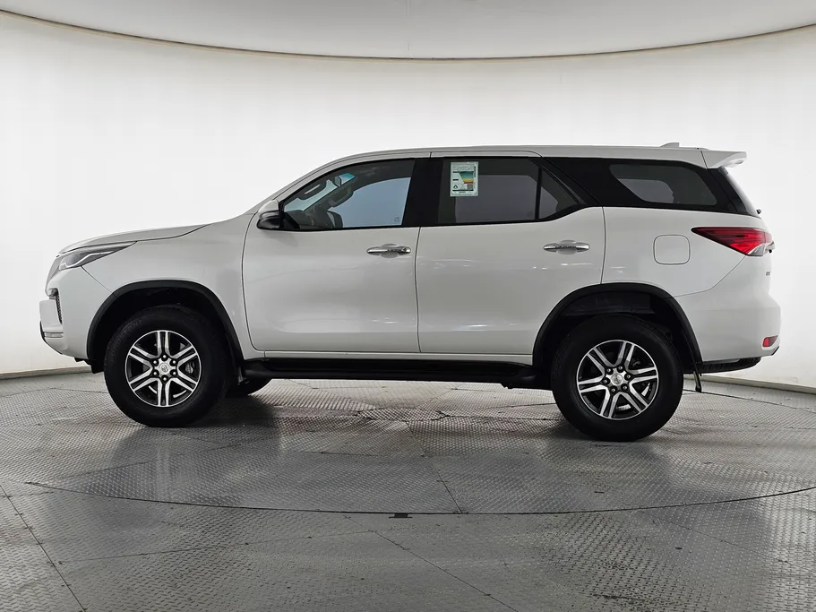 2023 Toyota Fortuner GX2 