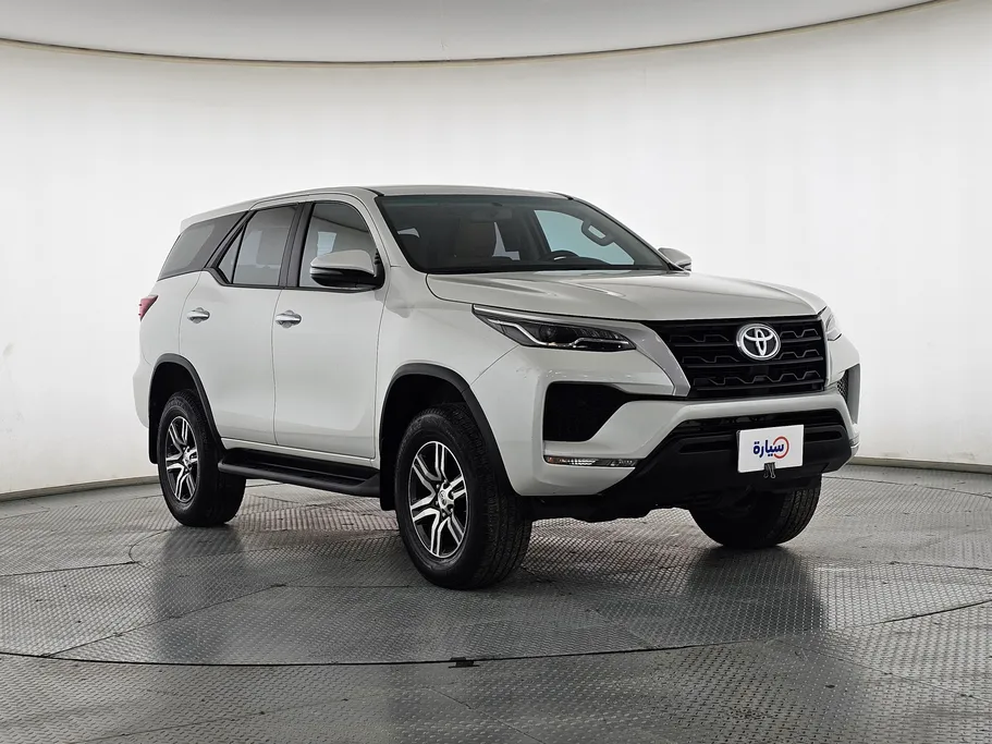 2023 Toyota Fortuner GX2 