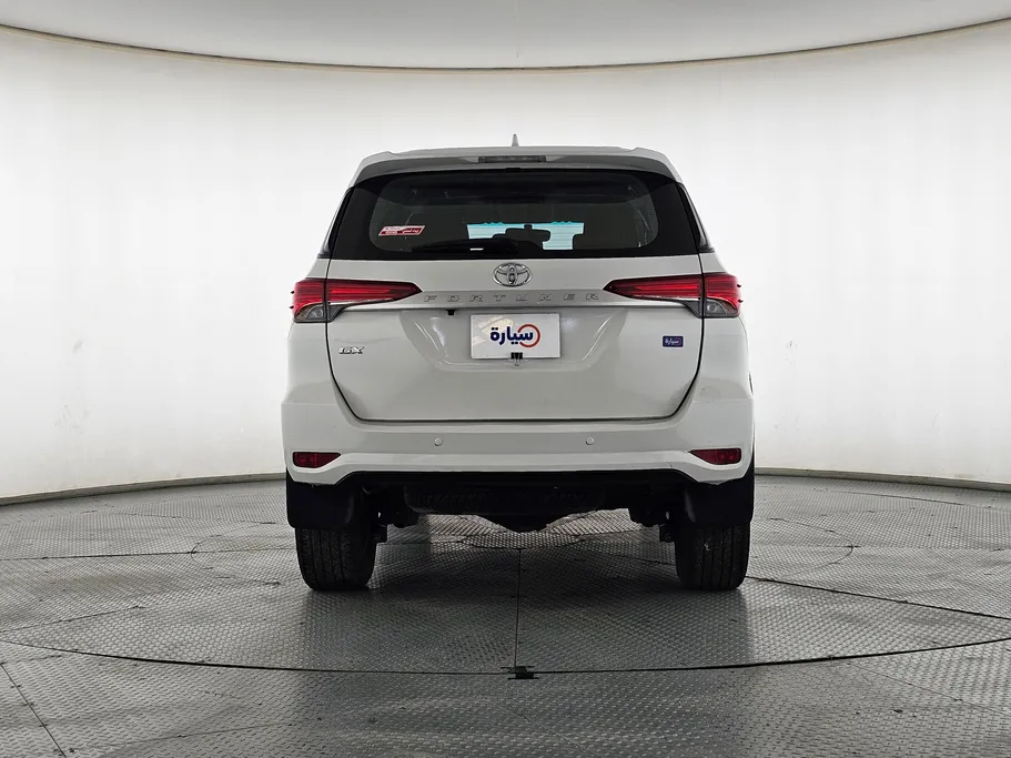 2023 Toyota Fortuner GX2 