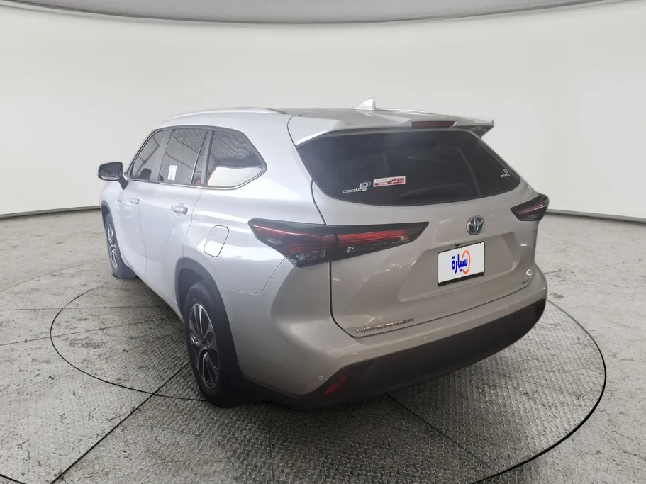 تويوتا هايلاندر GLE 2024 