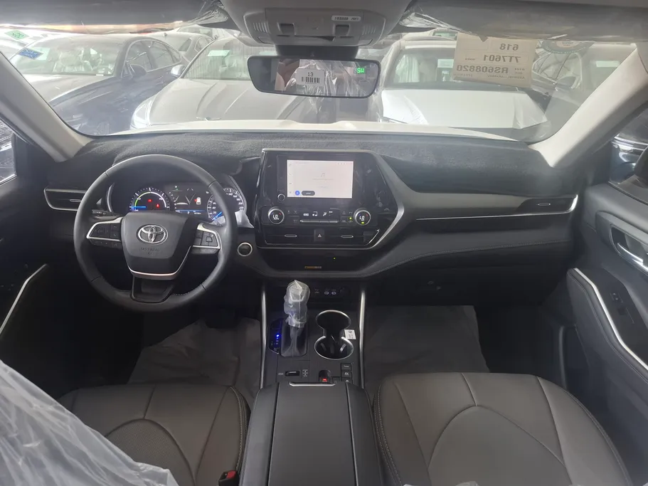 تويوتا هايلاندر GLE 2024 