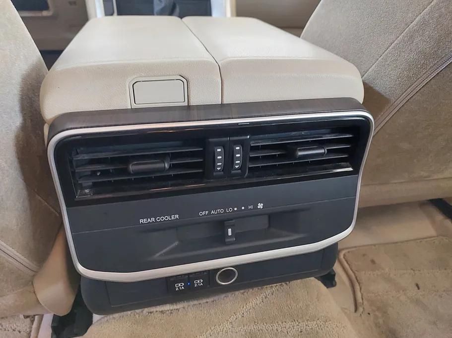 تويوتا لاندكروزر GXR 2023 