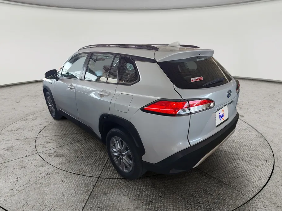 2023 Toyota Corolla Cross XLE HEV 