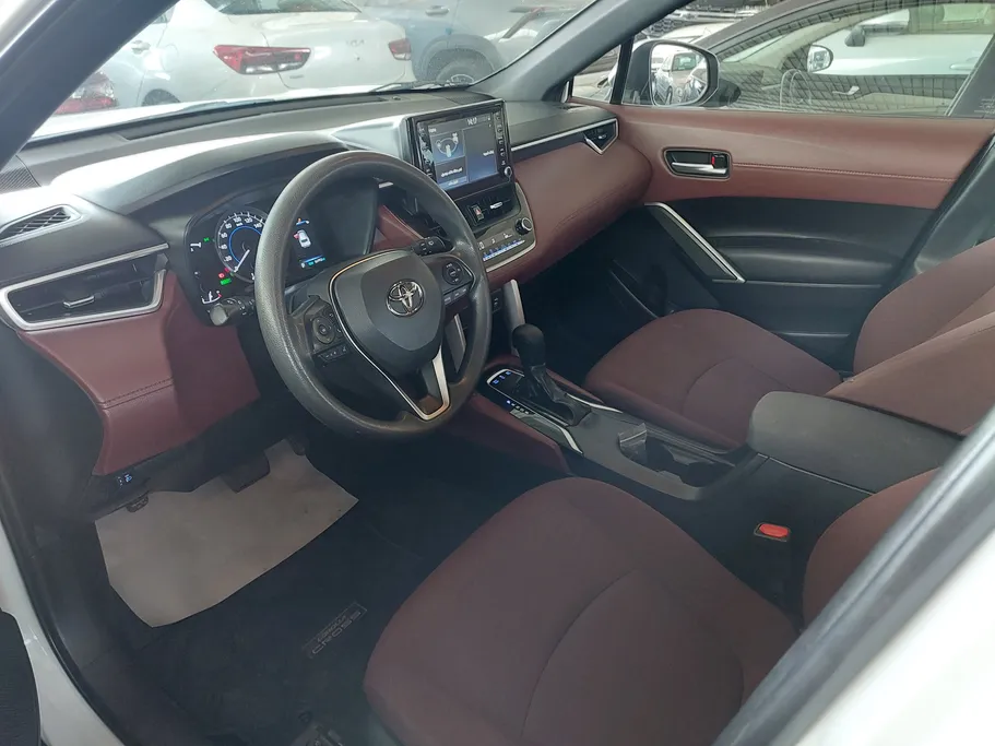 2023 Toyota Corolla Cross XLE HEV 