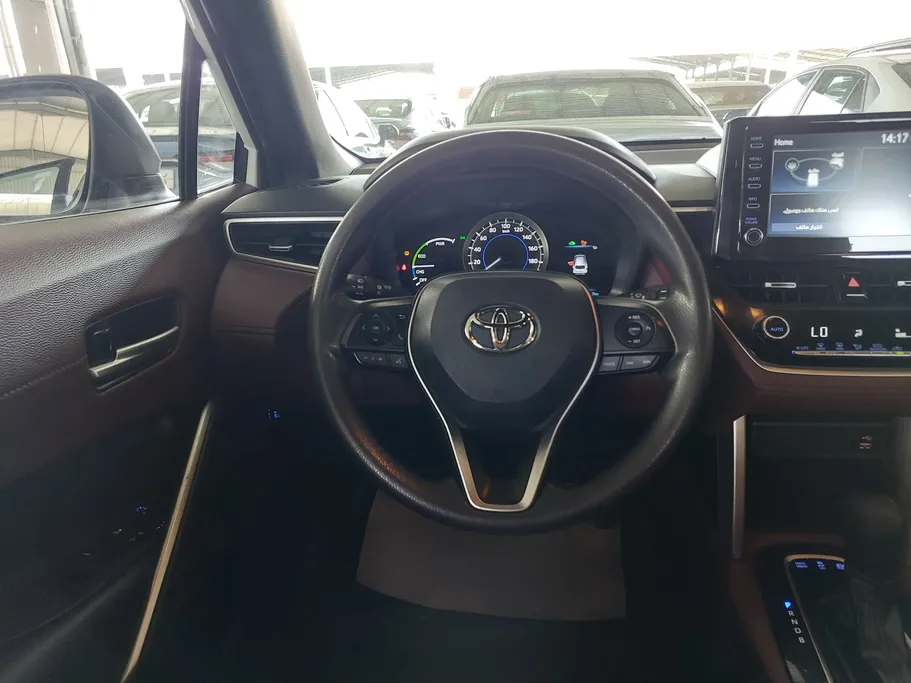 2023 Toyota Corolla Cross XLE HEV 
