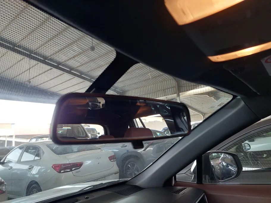 2023 Toyota Corolla Cross XLE HEV 