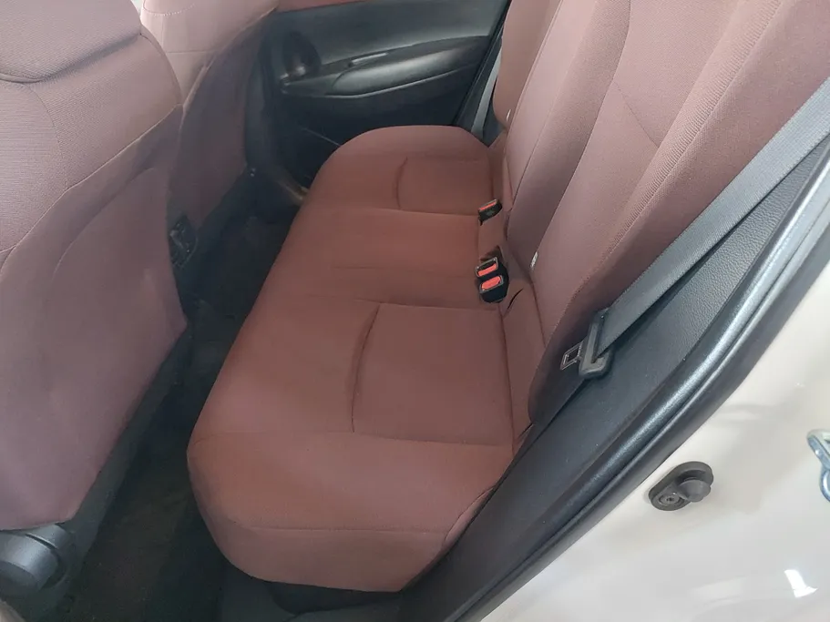 2023 Toyota Corolla Cross XLE HEV 