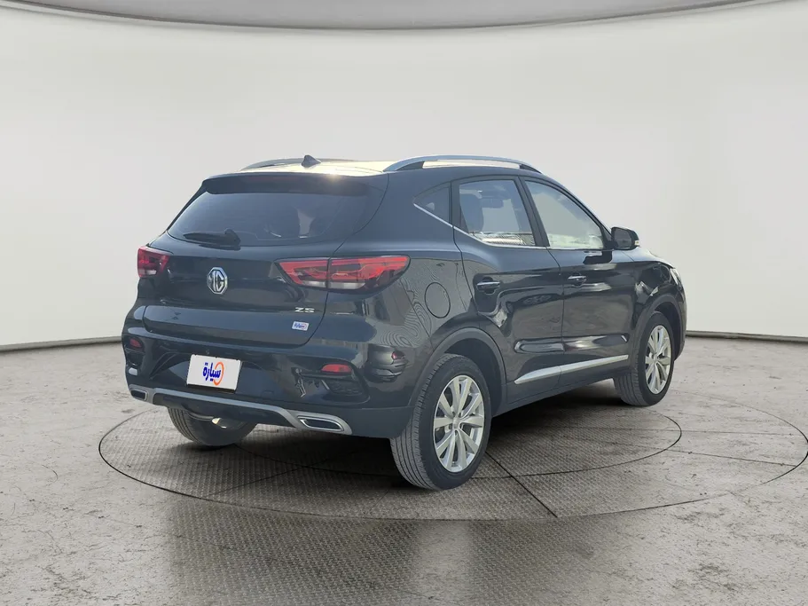 2023 MG ZS STD 
