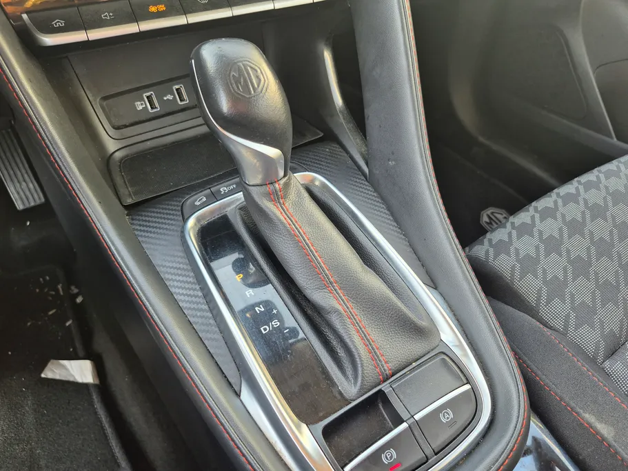 2023 MG ZS STD 