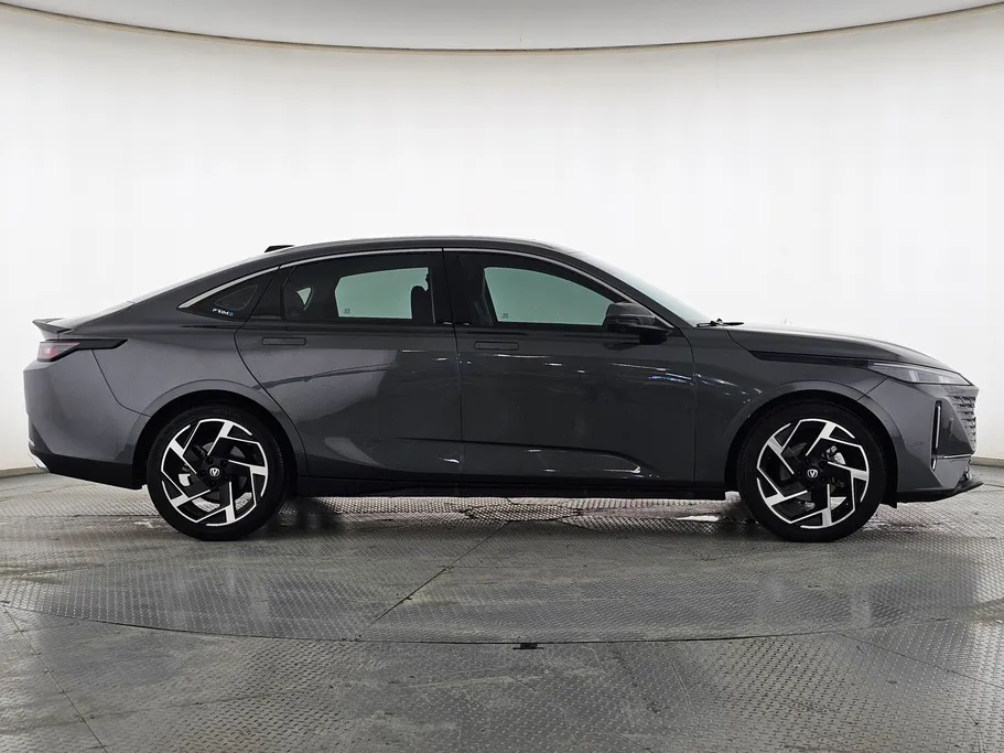2025 Changan Eado Plus Limited 