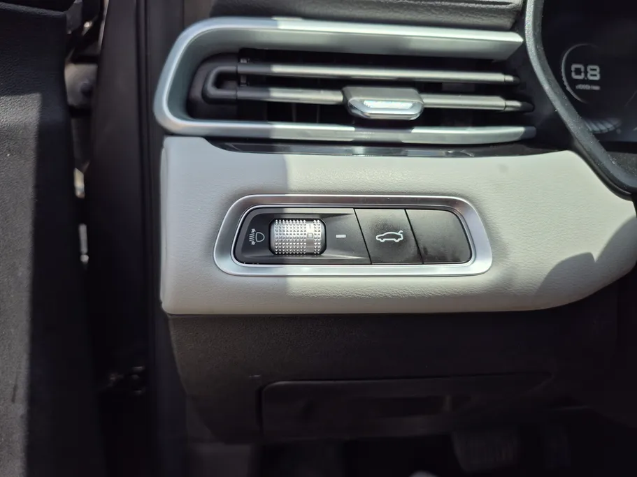 2025 Geely Emgrand GF 
