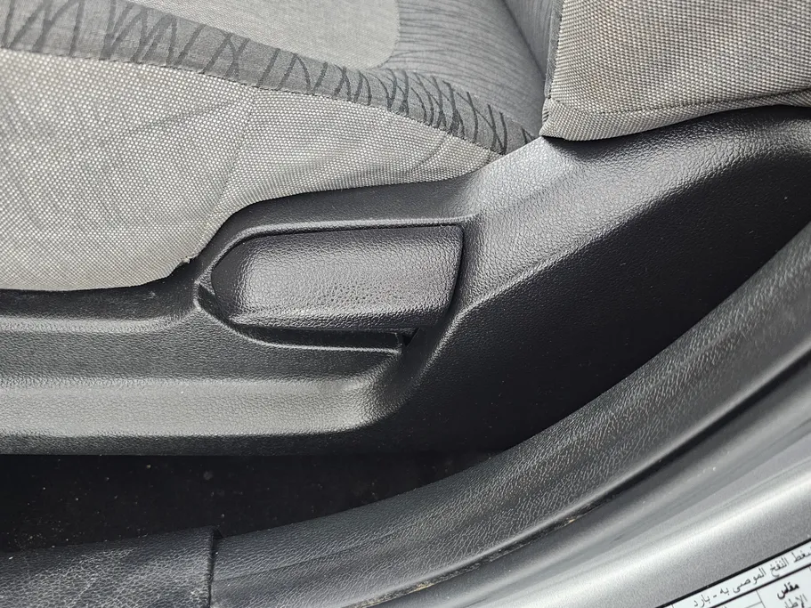 2022 Kia Pegas LX 
