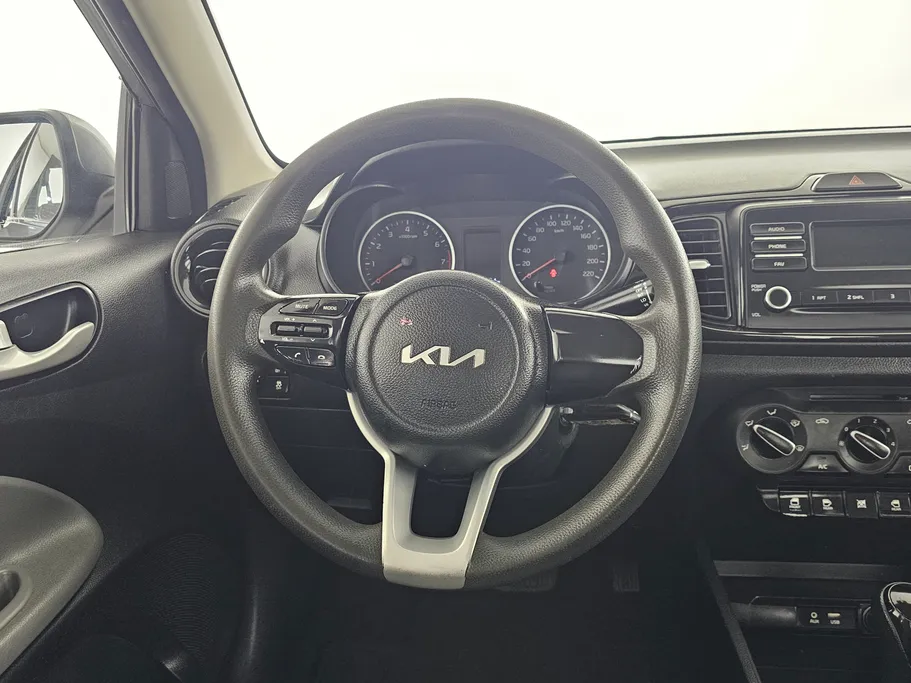 2022 Kia Pegas LX 