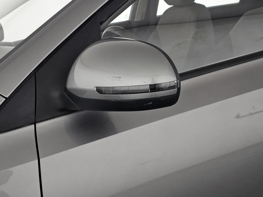 2022 Kia Pegas LX 