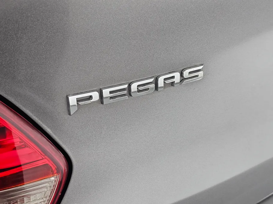 2022 Kia Pegas LX 