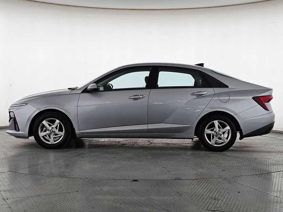 2024 Hyundai Accent Fleet 