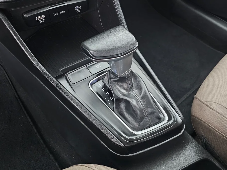 2024 Hyundai Accent Fleet 