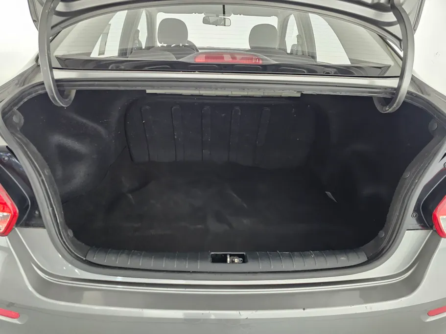 2023 Kia Pegas LX 