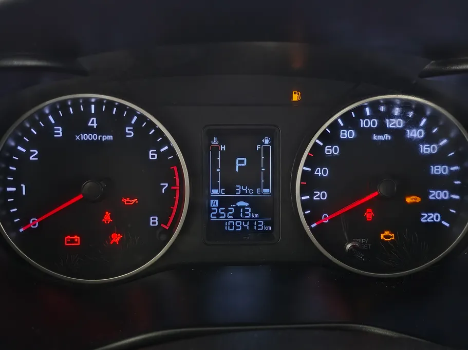 2023 Kia Pegas LX 