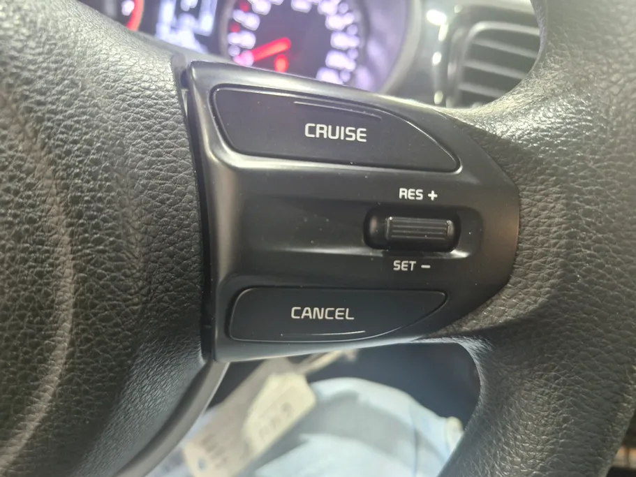 2024 Kia Pegas GL 